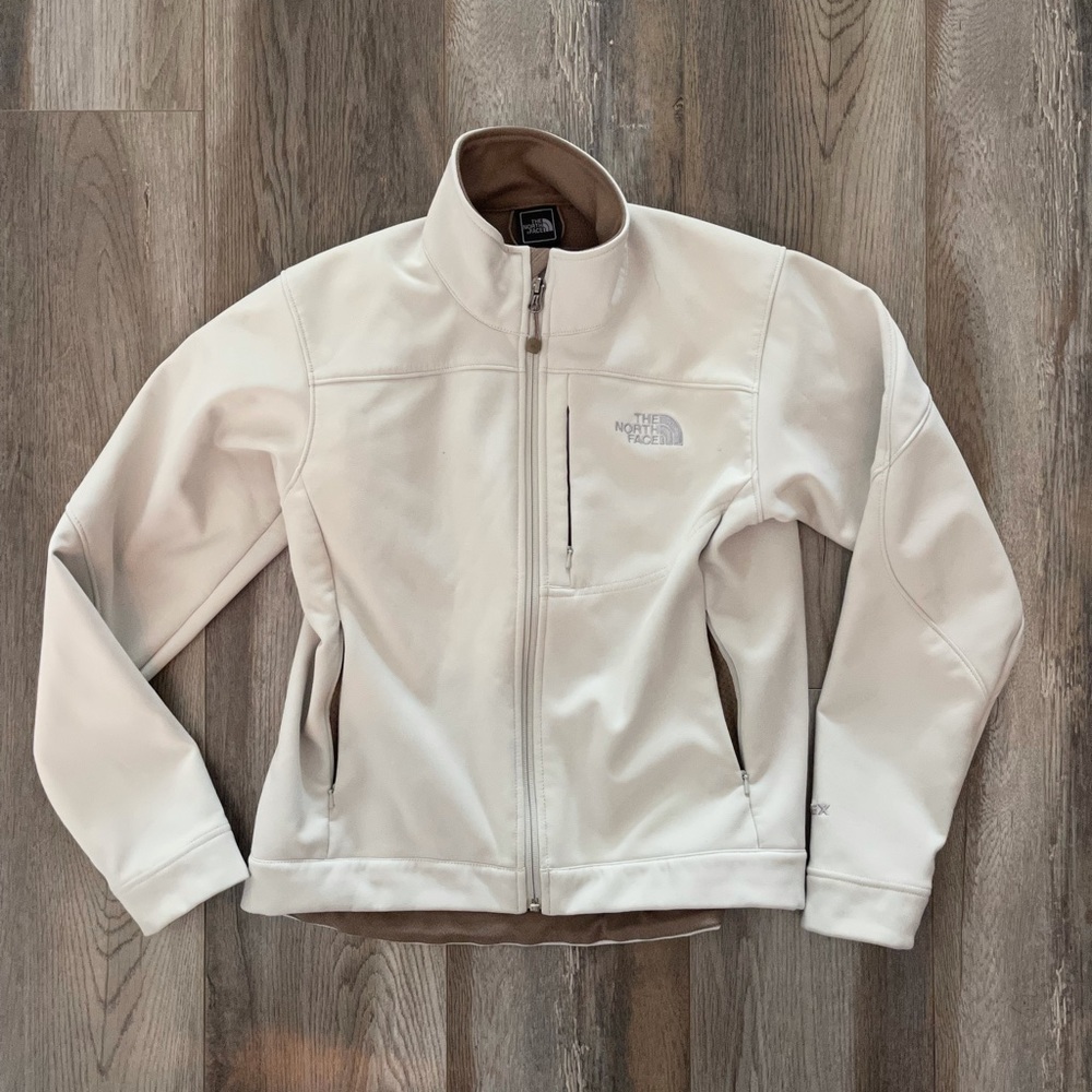 North Face Apex Jacket size Small. Great condition.